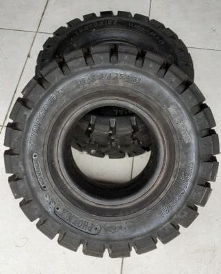 Lốp xe nâng Phoenix 18x7-8, lốp xe nâng Thái Lan