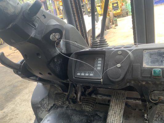 Xe nâng điện ngồi lái 2.5 tấn KOMATSU FB25-12