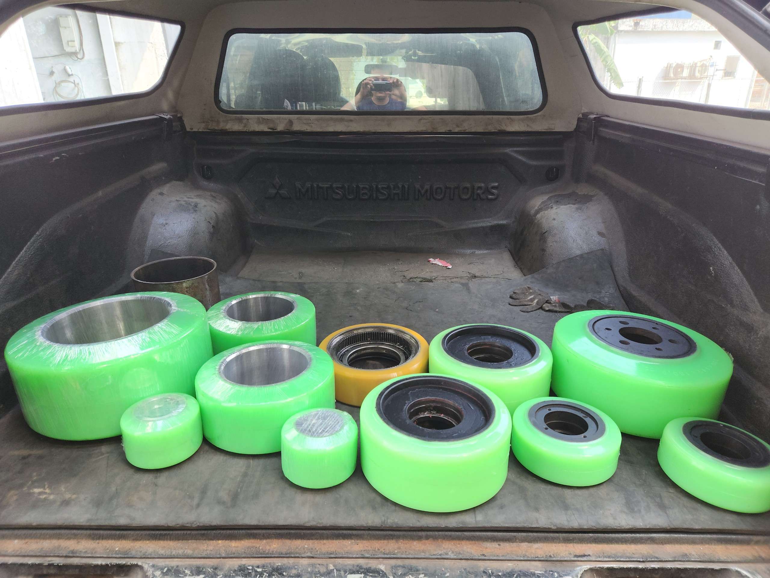 bánh xe nâng, bánh xe pu - sản phẩm tại mrpu.vn