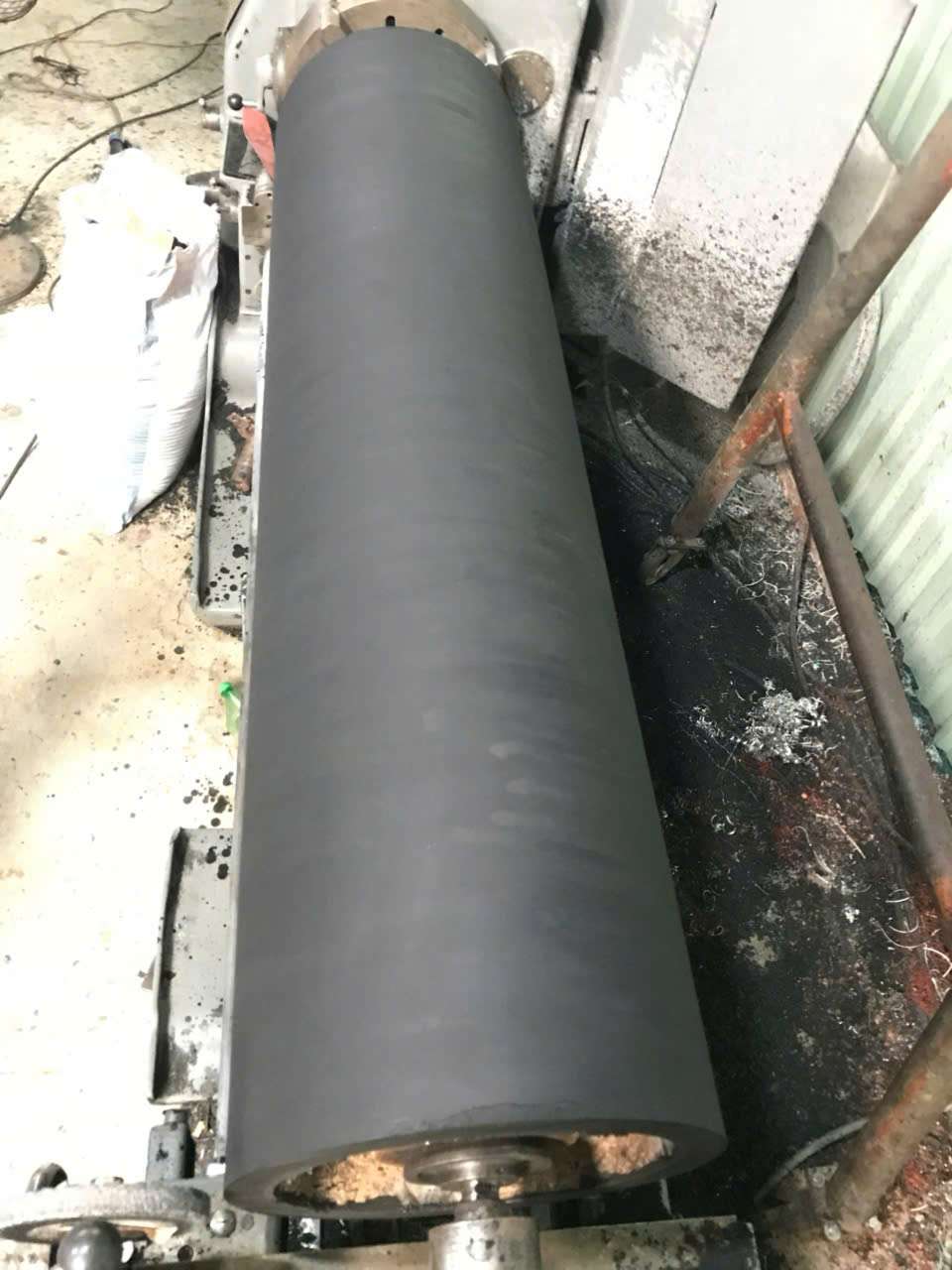 So sánh cao su NBR, EPDM và silicone cho trục cao su công nghiệp 2 trục cao su, rulo cao su - sản phẩm tại mrpu.vn